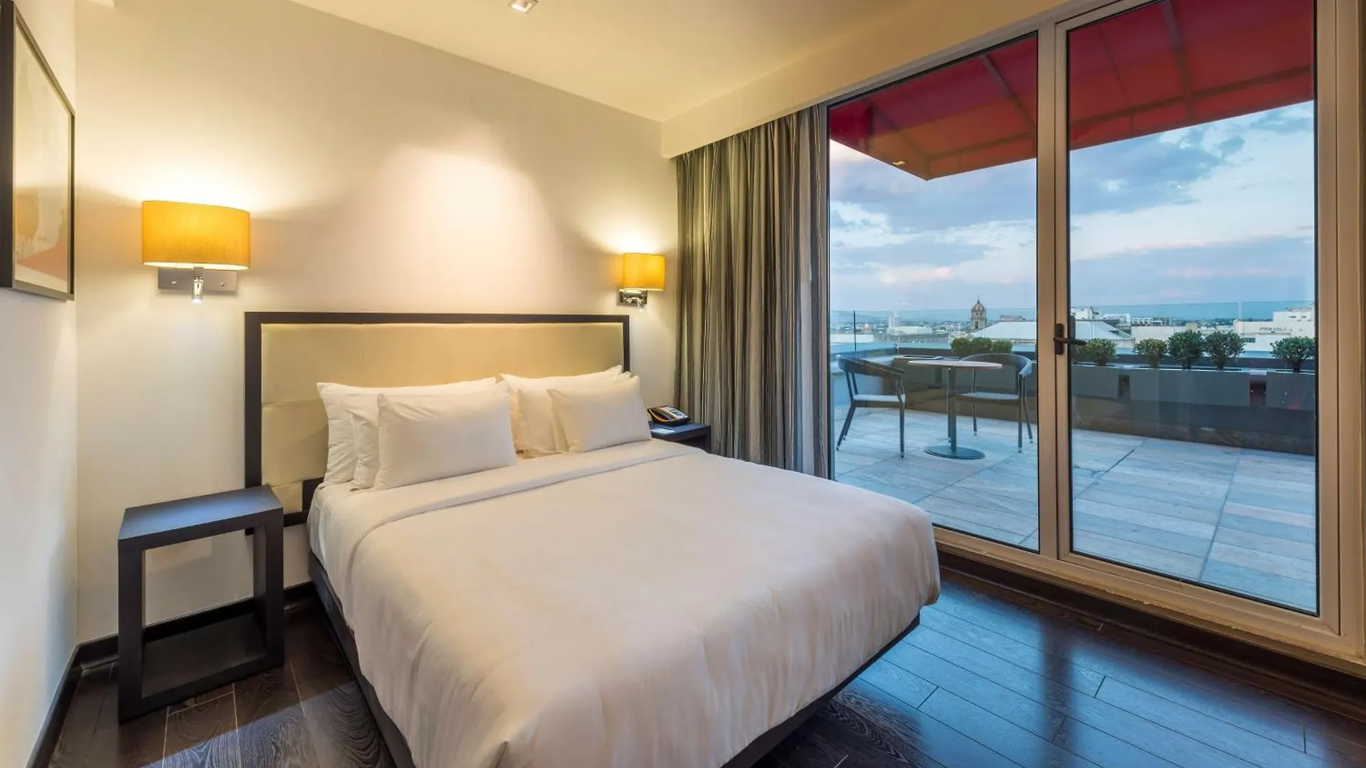 ****  Hotel Hilton Doubletree Guadalajara Centro Historico Mexique